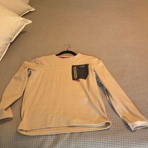 Avalanche Beige Shirt with Black Pocket